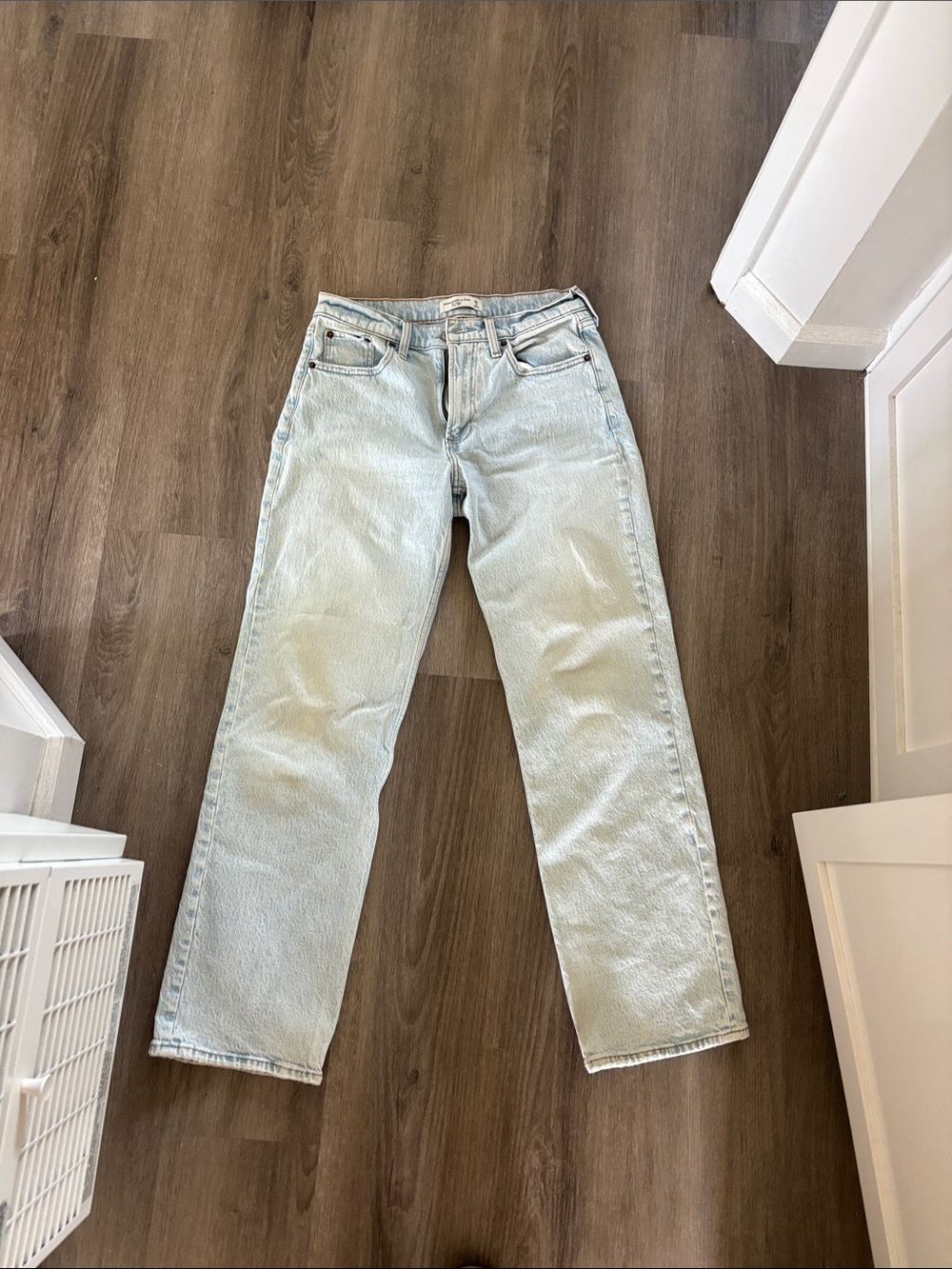 Abercrombie Low Rise Baggy Jeans